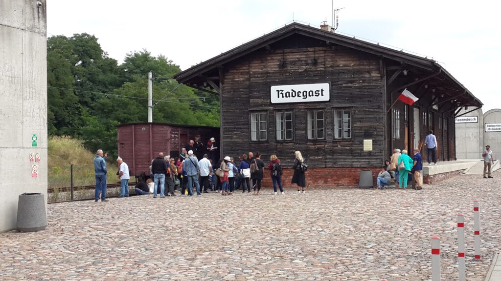 Lodz - Radegast station