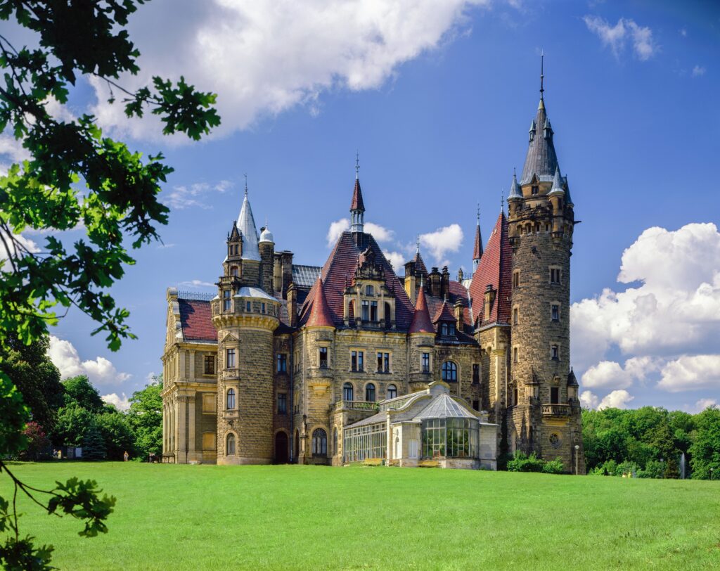 Moszna castle
